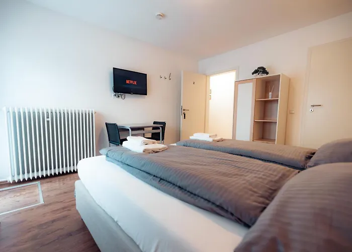 Three Corners Гостевой дом Гренцах-Вилен