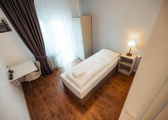 Гостевой дом Three Corners Гренцах-Вилен