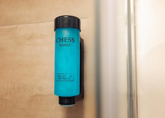 Three Corners Гостевой дом Гренцах-Вилен